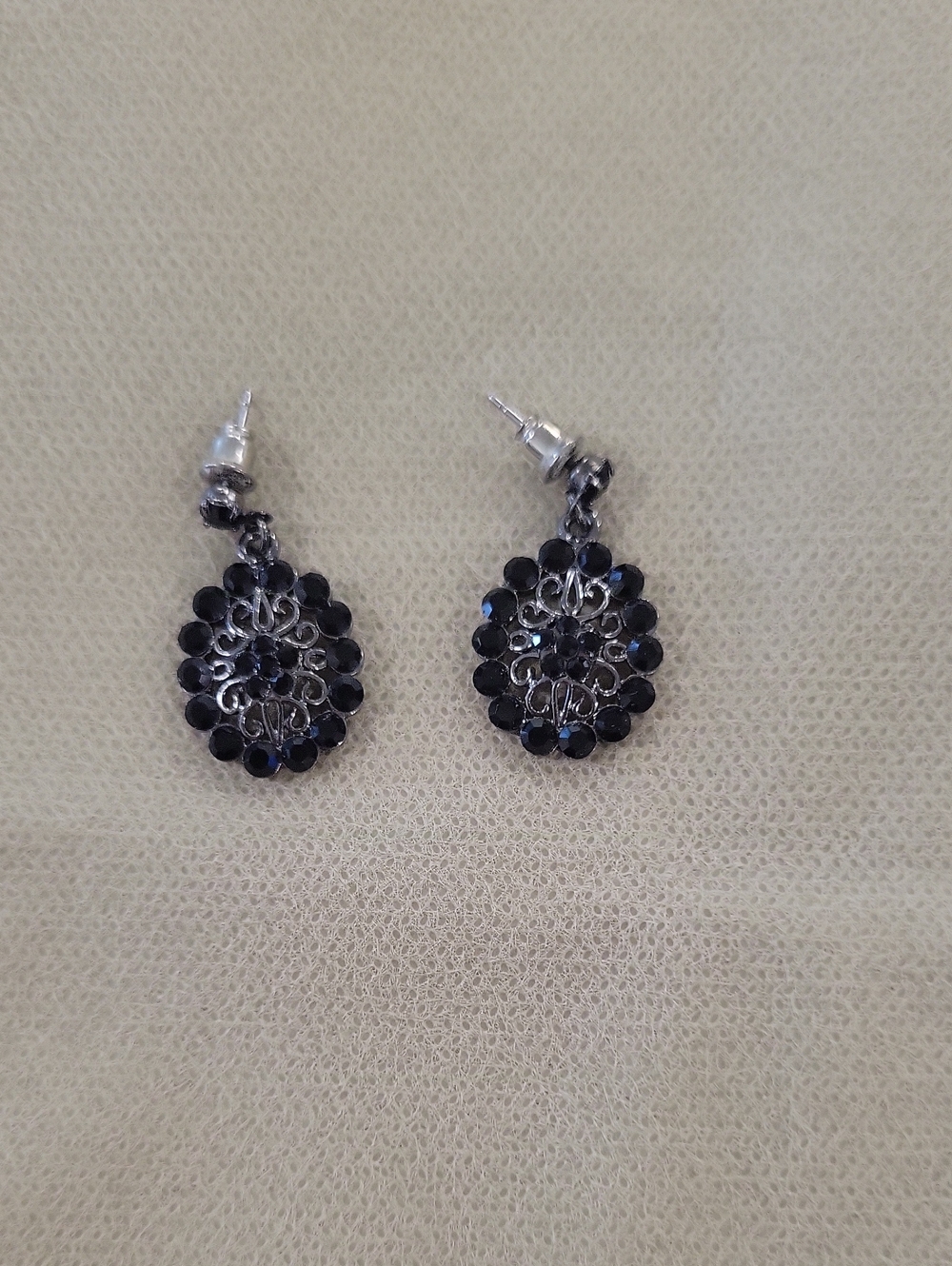 Source Unknown Black Crystal Cluster Drop Earrings